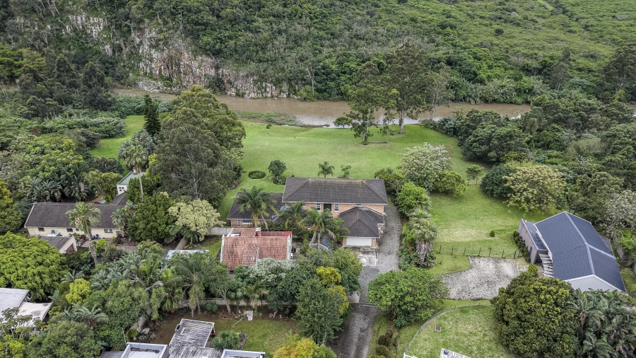 6 Bedroom Property for Sale in Dorchester Heights Eastern Cape